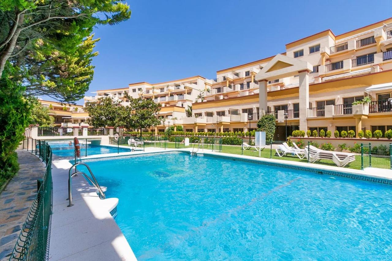 Oleholidays 224 Romana Playa Con Vistas Al Mar Марбеля Екстериор снимка